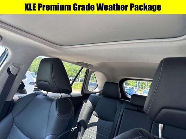 Used 2023 Toyota RAV4 XLE Premium FWD image 8