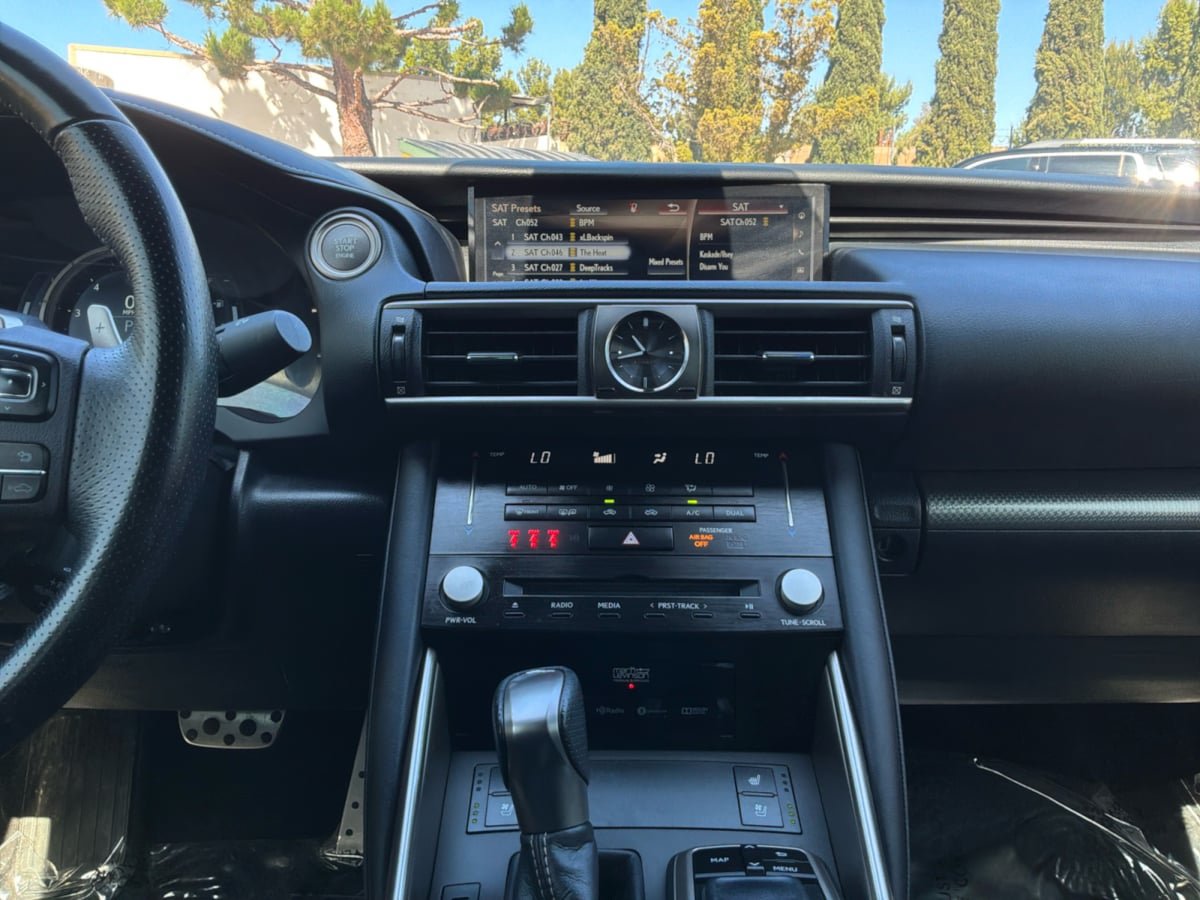 Used 2017 Lexus IS 350 F Sport w/ F Sport Package RWD image 15