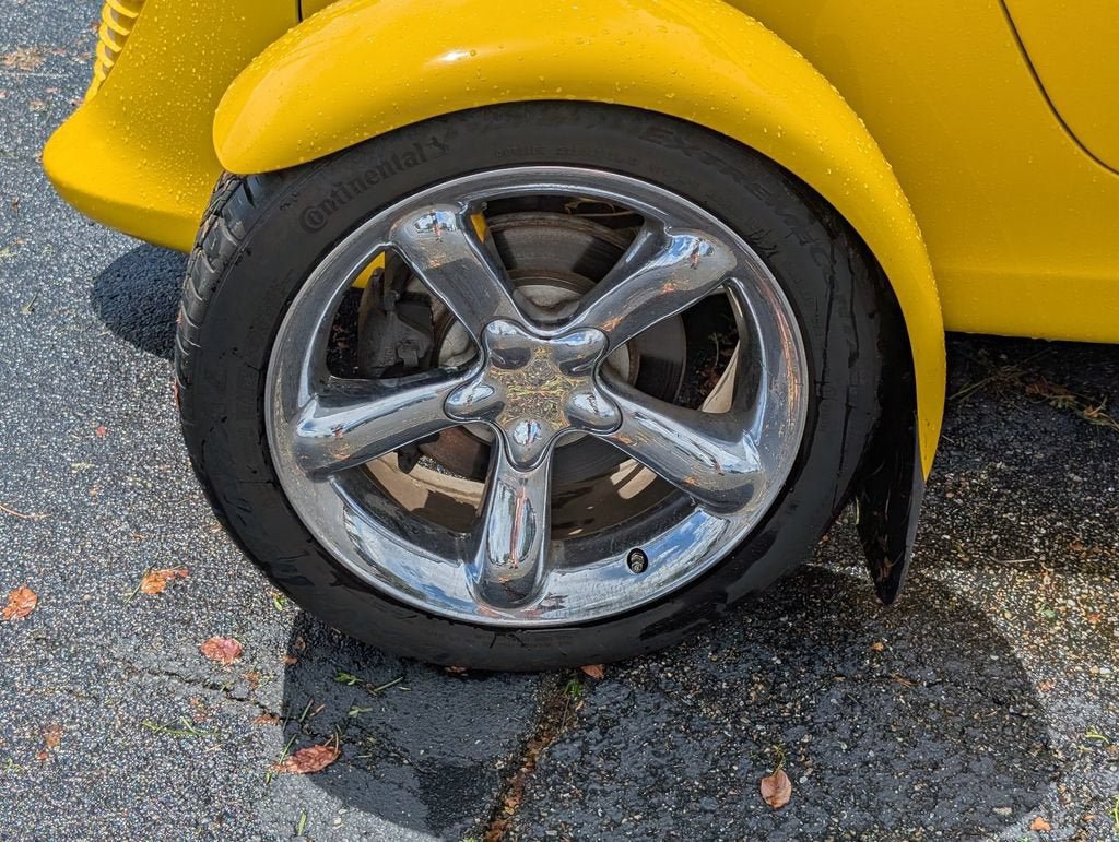 Used 2000 Plymouth Prowler RWD image 9