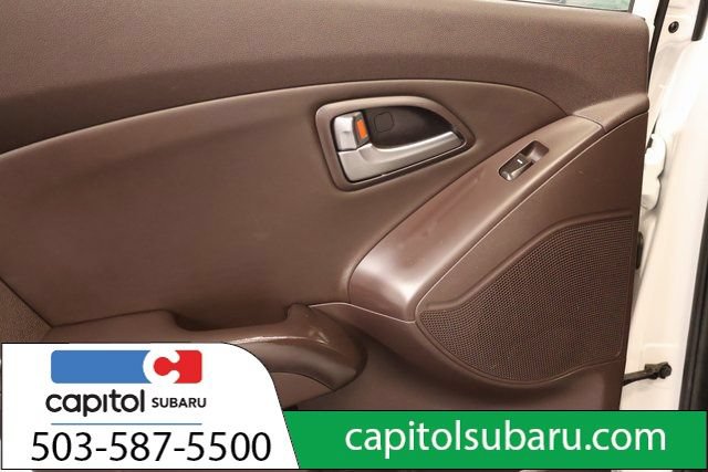 Used 2015 Hyundai Tucson Limited w/ Option Group 03 AWD/4WD image 33