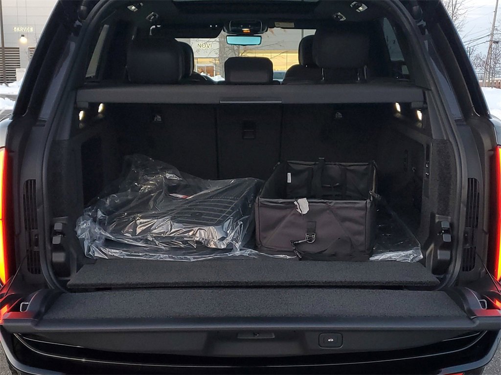 New 2025 Land Rover Range Rover SE image 35