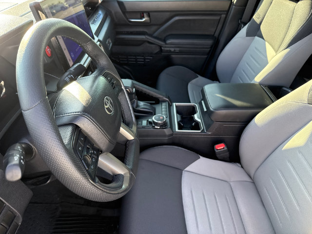 Used 2024 Toyota Tacoma TRD Sport AWD/4WD image 18