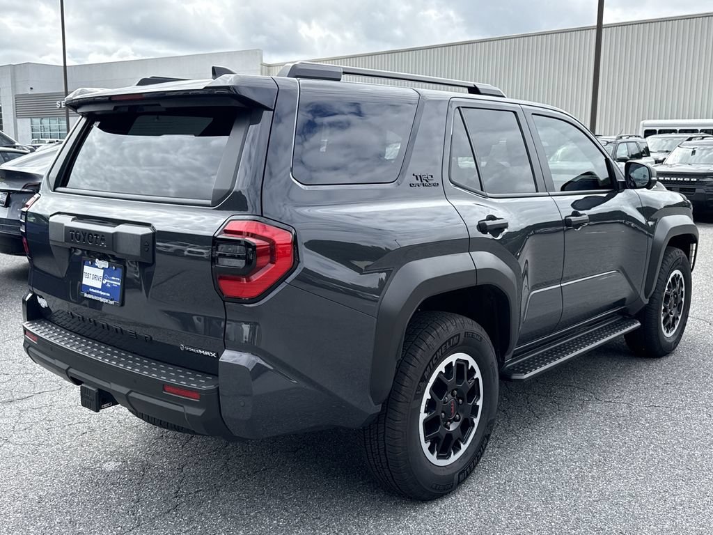 Used 2025 Toyota 4Runner TRD Off-Road Premium AWD/4WD image 7