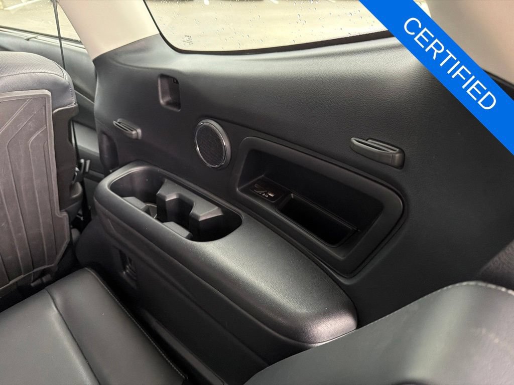 Certified 2022 Subaru Ascent Touring AWD/4WD image 31