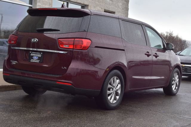 Used 2019 Kia Sedona LX image 15