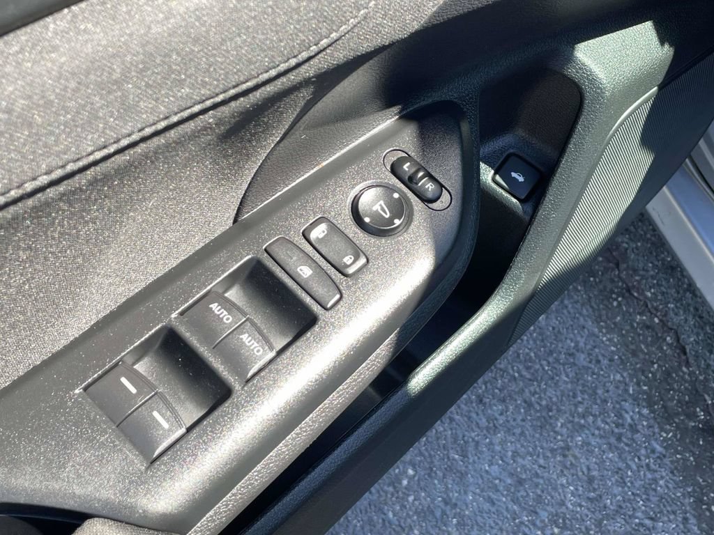 Used 2018 Honda Civic EX-T image 20