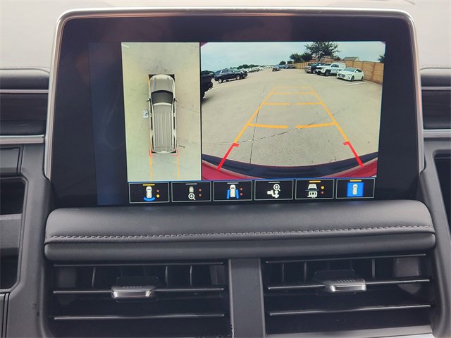 Used 2023 Chevrolet Suburban Z71 w/ Luxury Package AWD/4WD image 6