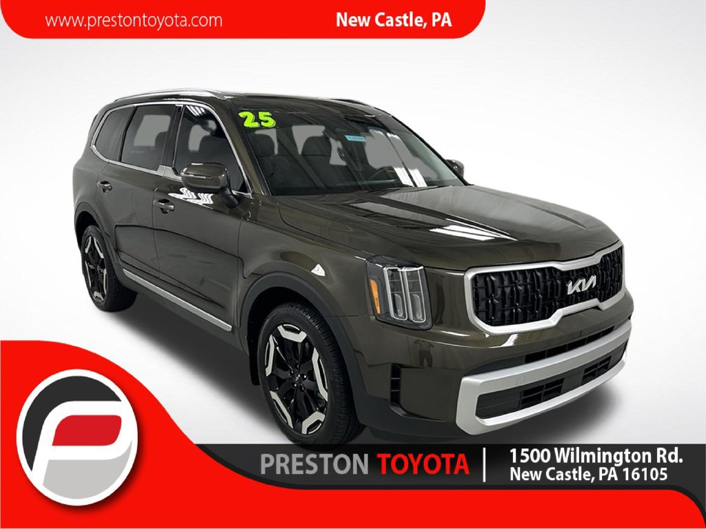 Used 2025 Kia Telluride EX w/ EX Captain's Chair Package