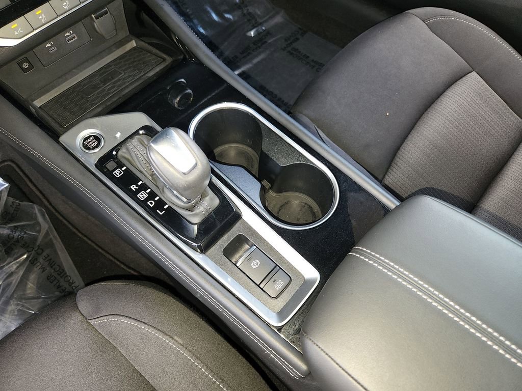 Used 2023 Nissan Altima 2.5 SV w/ SV Premium Package image 23