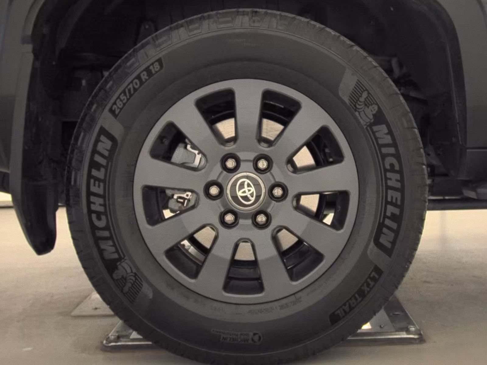 Used 2026 Toyota Land Cruiser w/ Premium Package AWD/4WD image 11