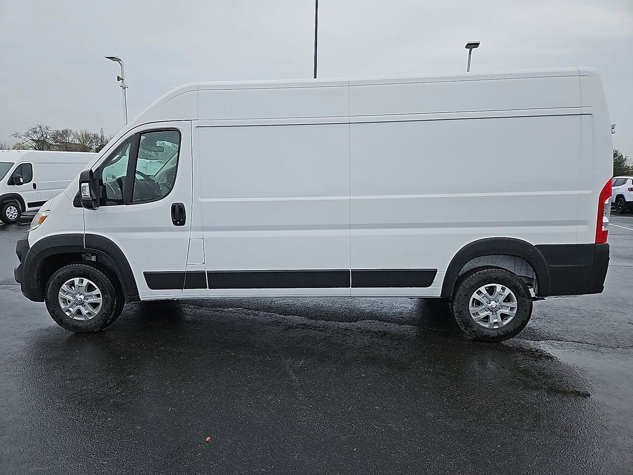 New 2025 RAM ProMaster 2500 w/ Quick Order Package 22G SLT image 4