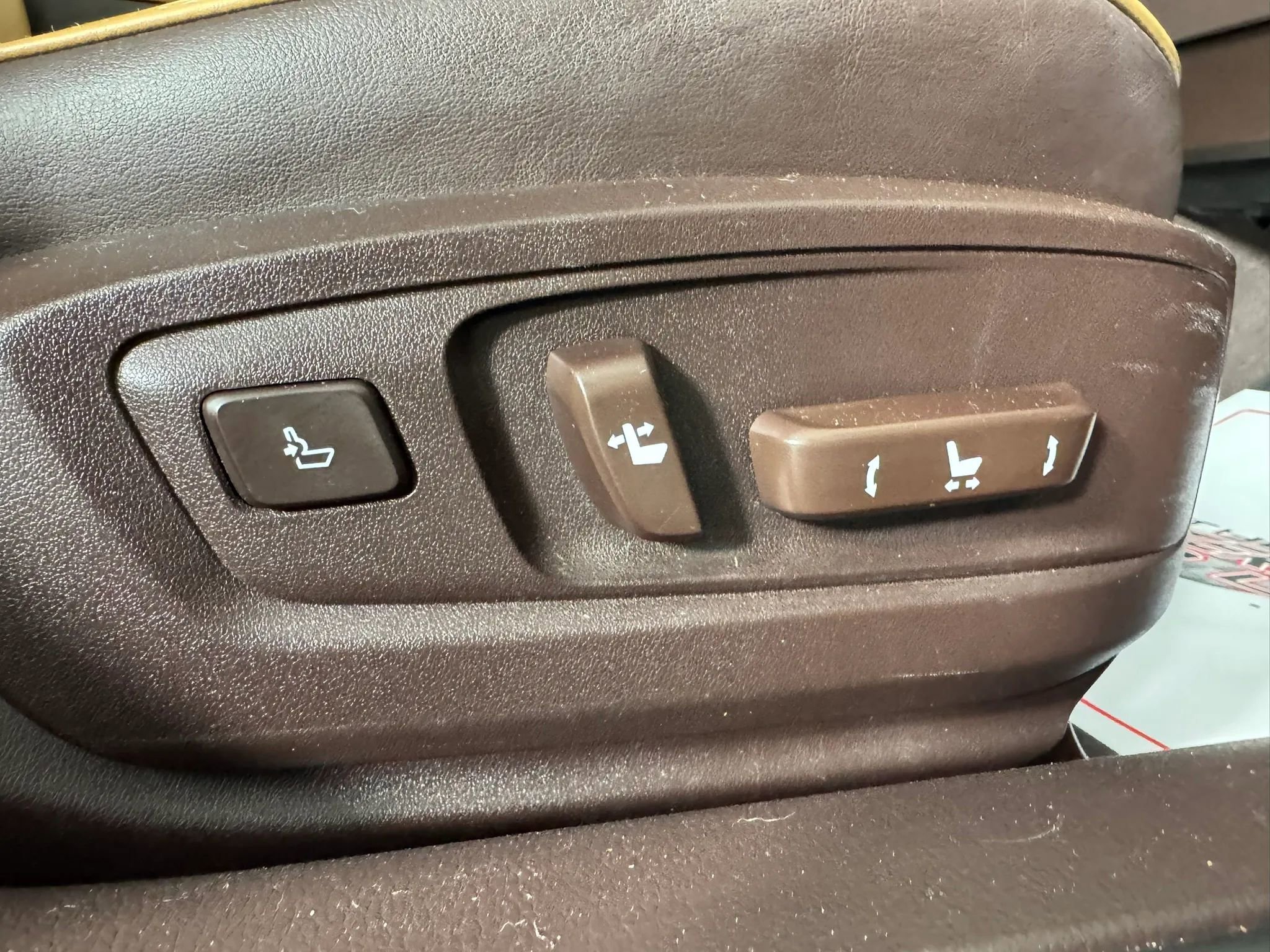 Used 2016 Lexus ES 350 w/ Luxury Package w/Wood Trim FWD image 41
