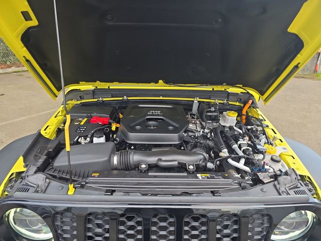 Used 2023 Jeep Wrangler Unlimited w/ Cold Weather Group image 27