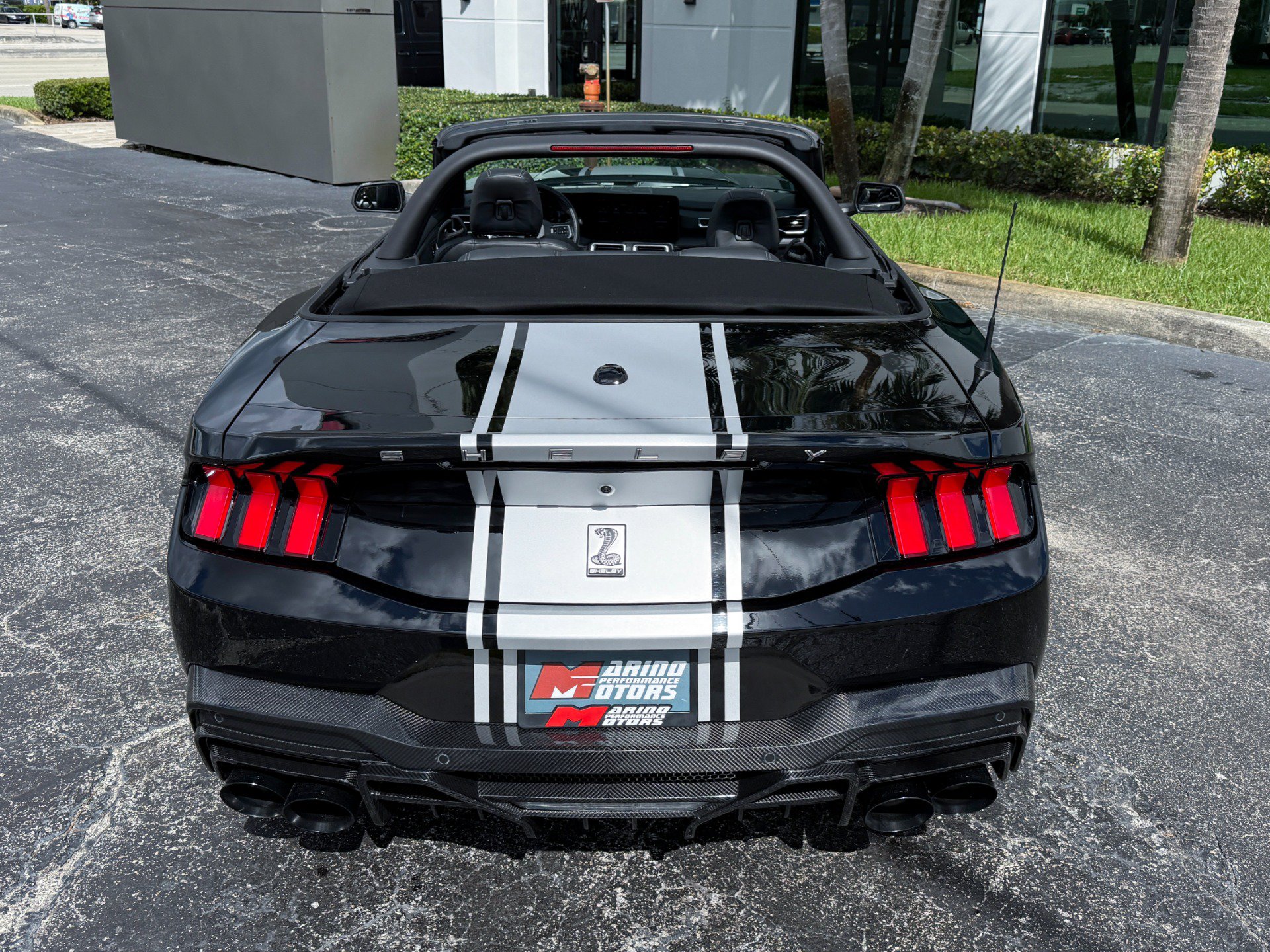 Used 2025 Ford Mustang GT Premium w/ GT Performance Package RWD image 10