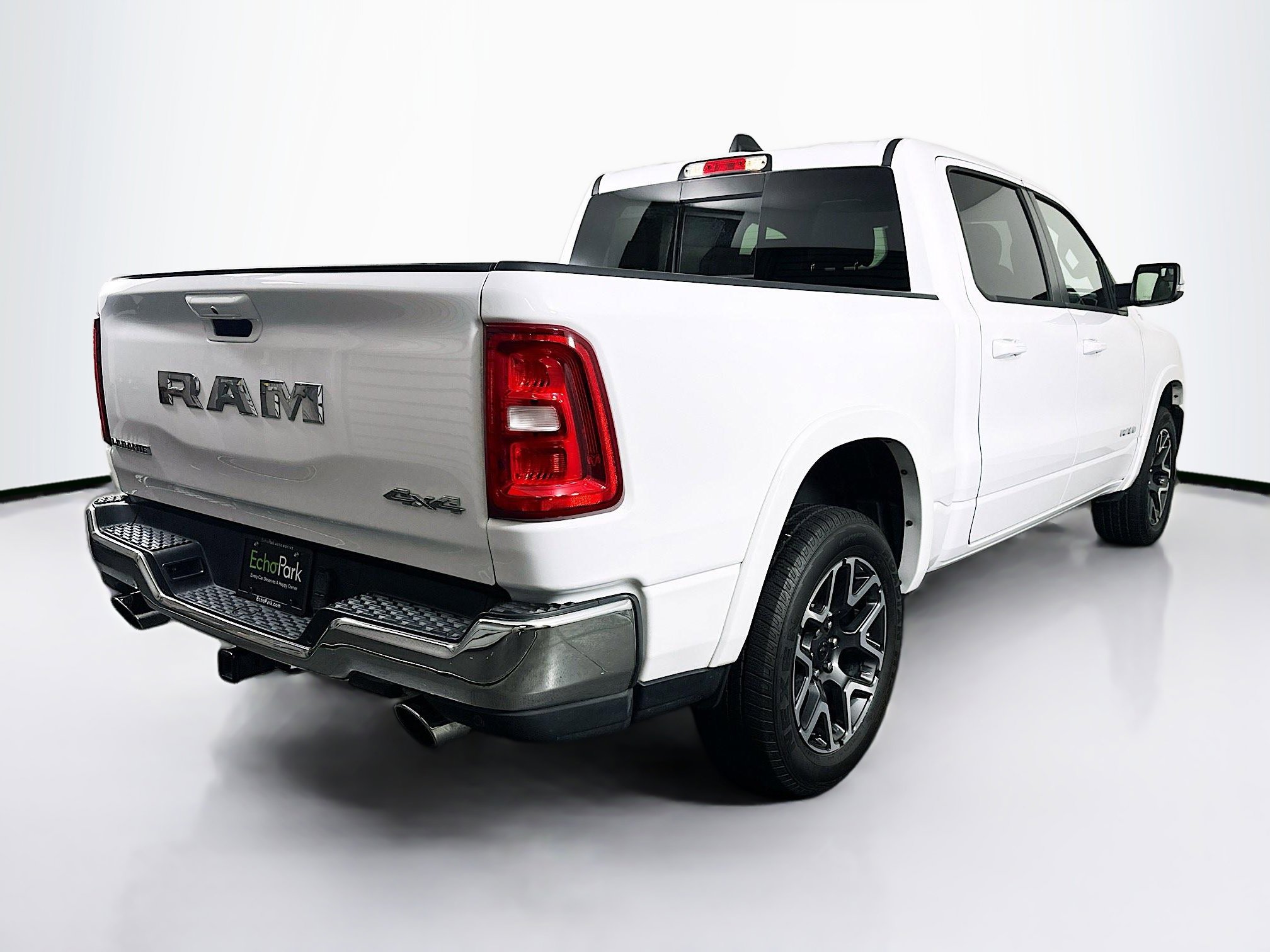Used 2025 RAM 1500 Laramie image 9