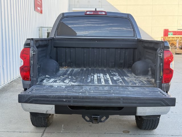 Used 2020 Toyota Tundra SR5 AWD/4WD image 32
