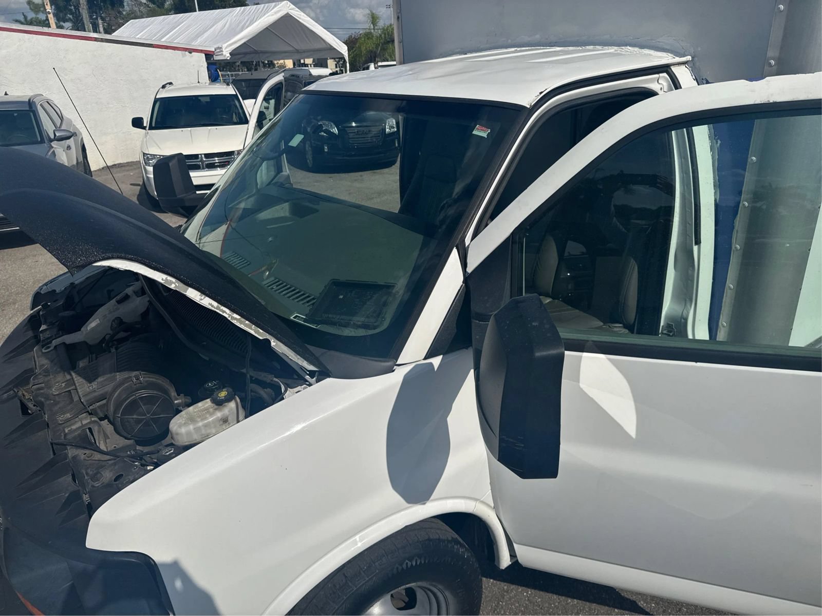 Used 2015 Chevrolet Express 3500 Extended RWD image 12