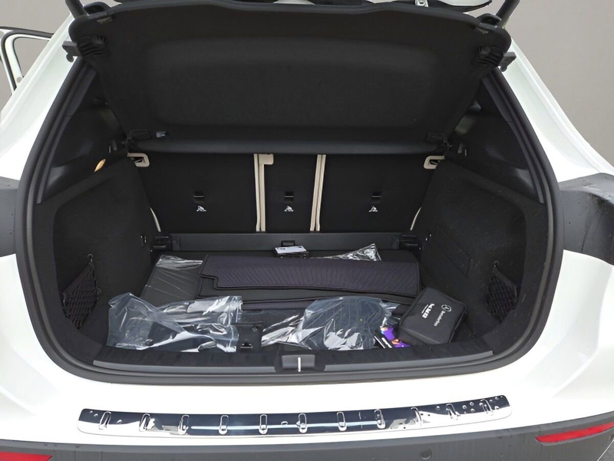 New 2025 Mercedes-Benz GLA 250 image 24