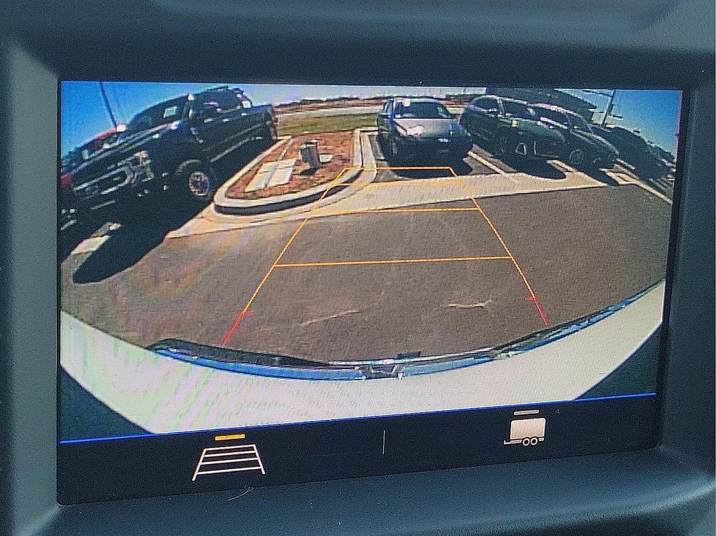 Used 2020 GMC Sierra 2500 4x4 Crew Cab w/ Convenience Package image 18