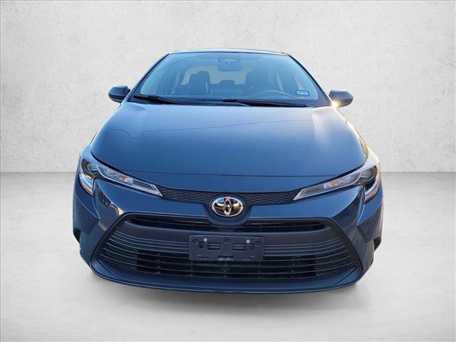 Used 2025 Toyota Corolla LE video 2
