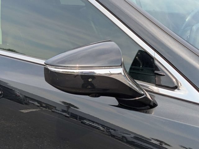 Used 2022 Lexus ES 350 Ultra Luxury w/ Accessory Package 2 FWD image 10
