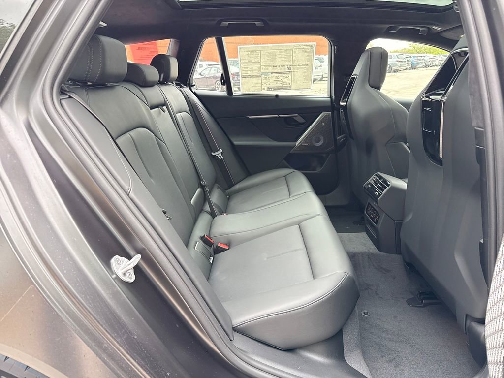 New 2026 BMW M5 Touring image 24