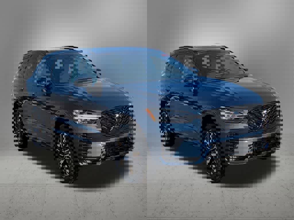 New 2026 Volvo XC60 B5 Core w/ Protection Package Premier image 8