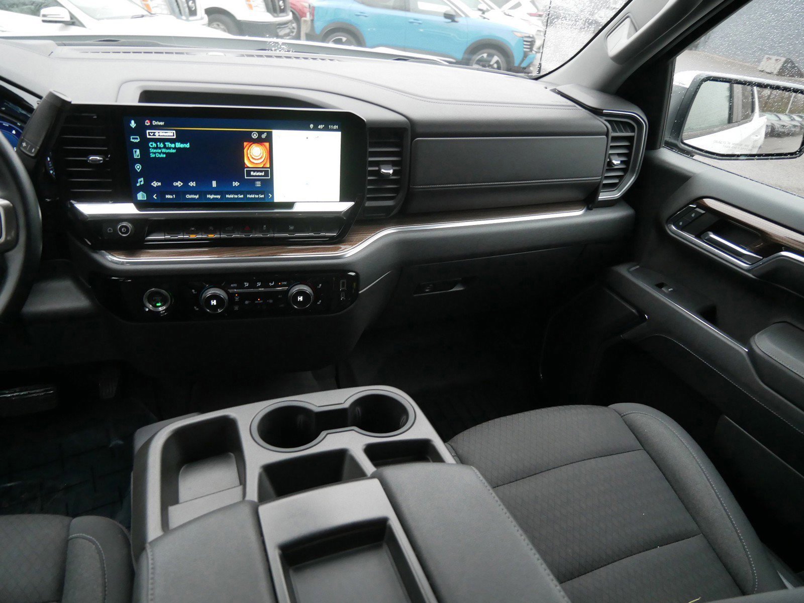 Used 2023 Chevrolet Silverado 1500 LT image 15