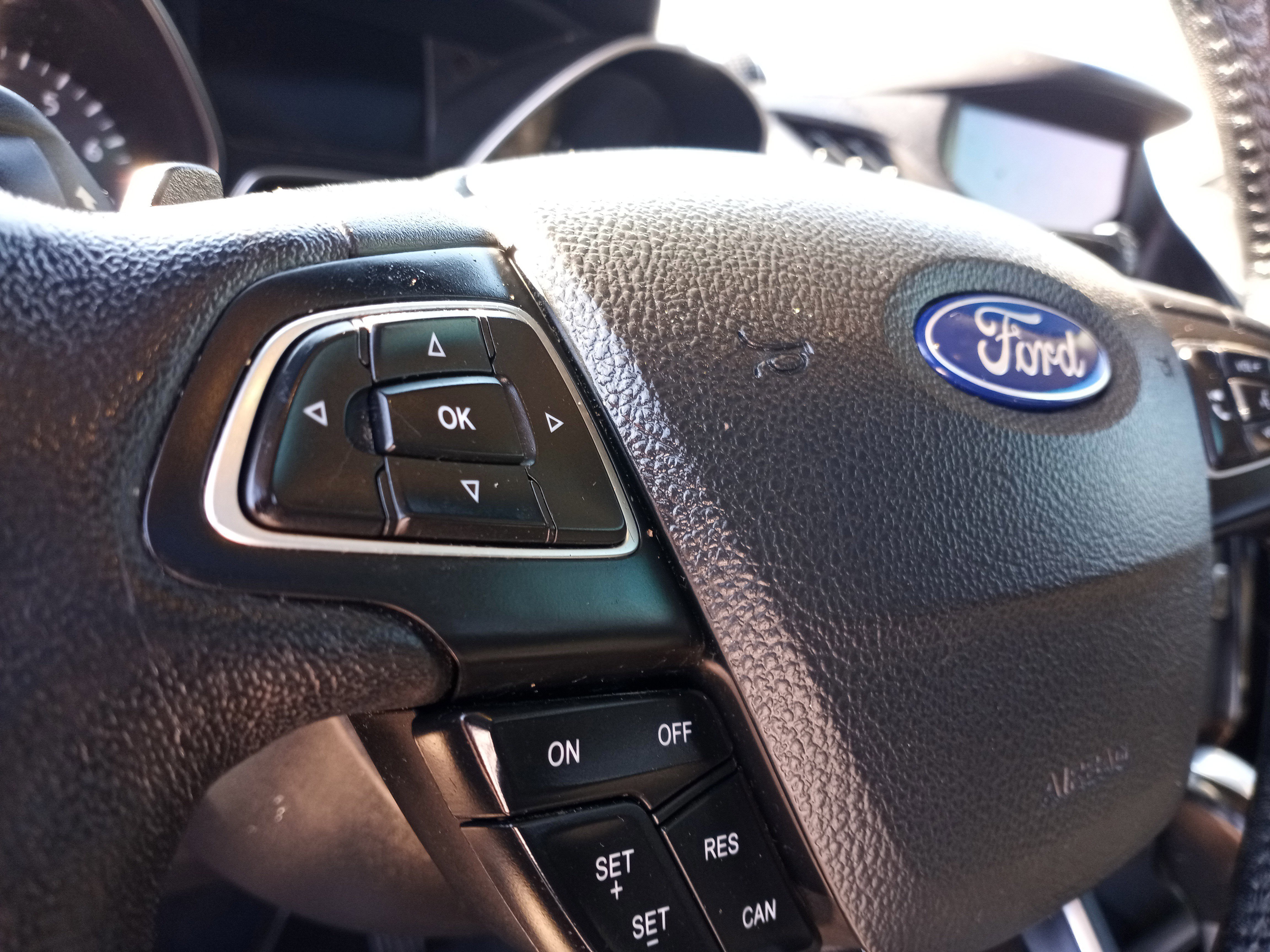 Used 2017 Ford Escape Titanium image 13