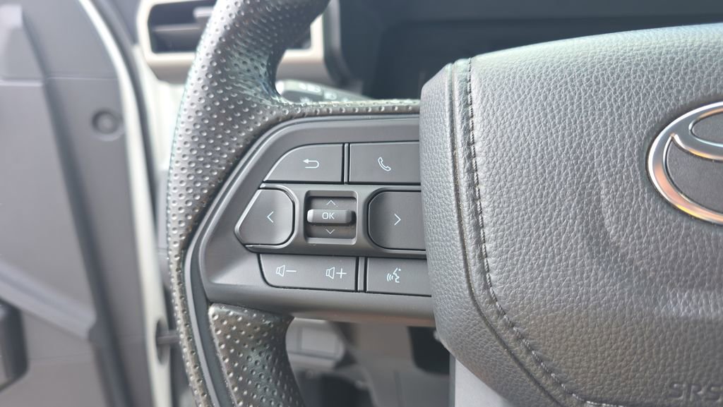 Used 2024 Toyota Tacoma SR RWD image 28