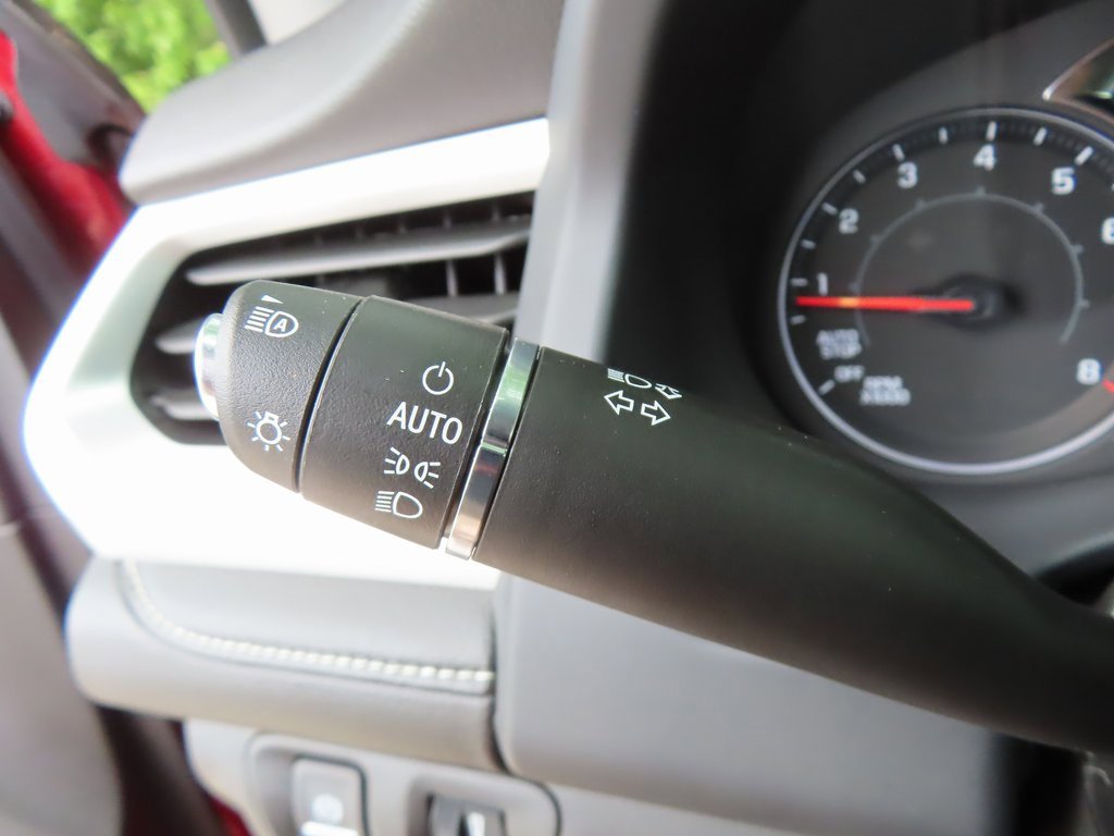 Used 2023 GMC Acadia SLE w/ Driver Convenience Package image 22