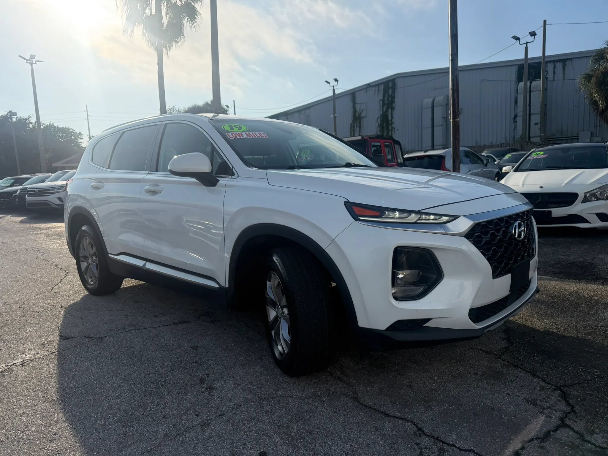 Used 2019 Hyundai Santa Fe SE AWD/4WD image 3