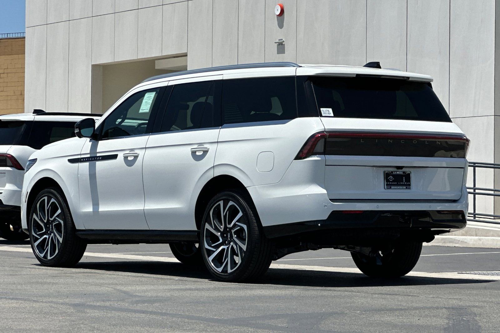 New 2026 Lincoln Navigator Black Label AWD/4WD image 5