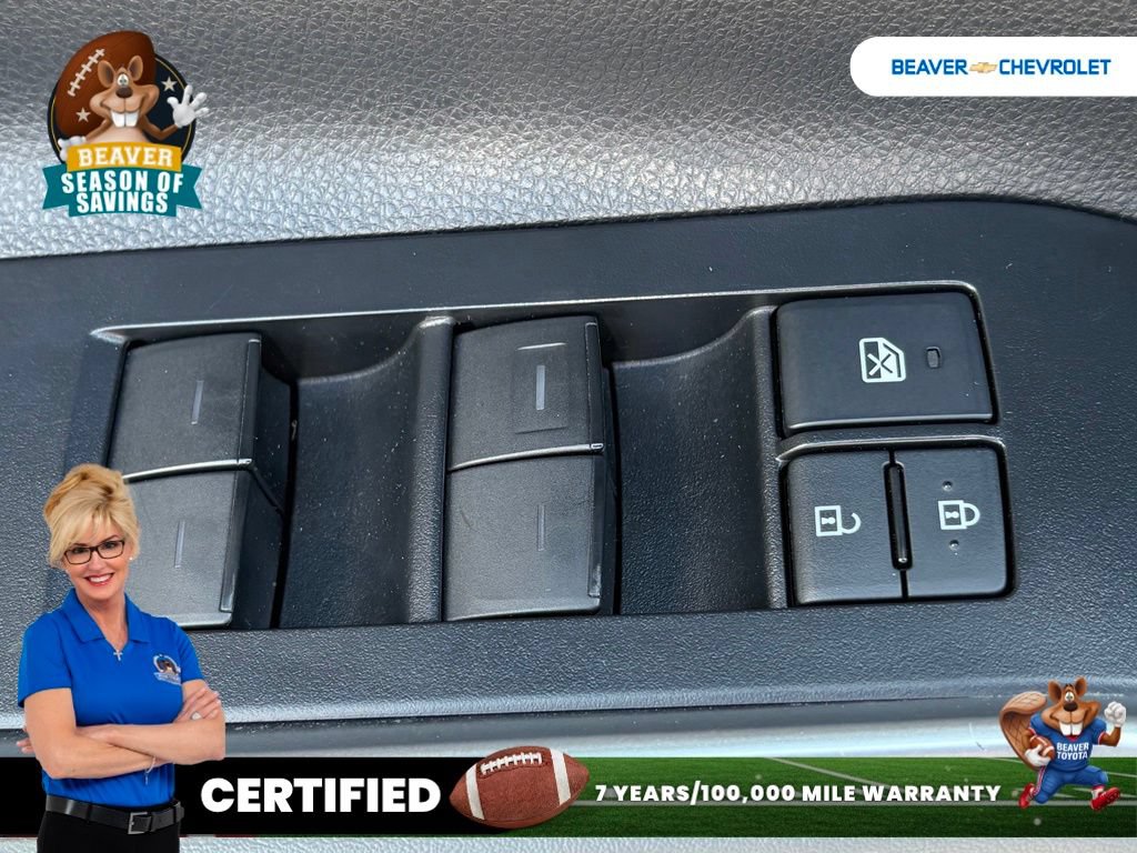 Used 2022 Toyota Highlander XLE FWD image 31