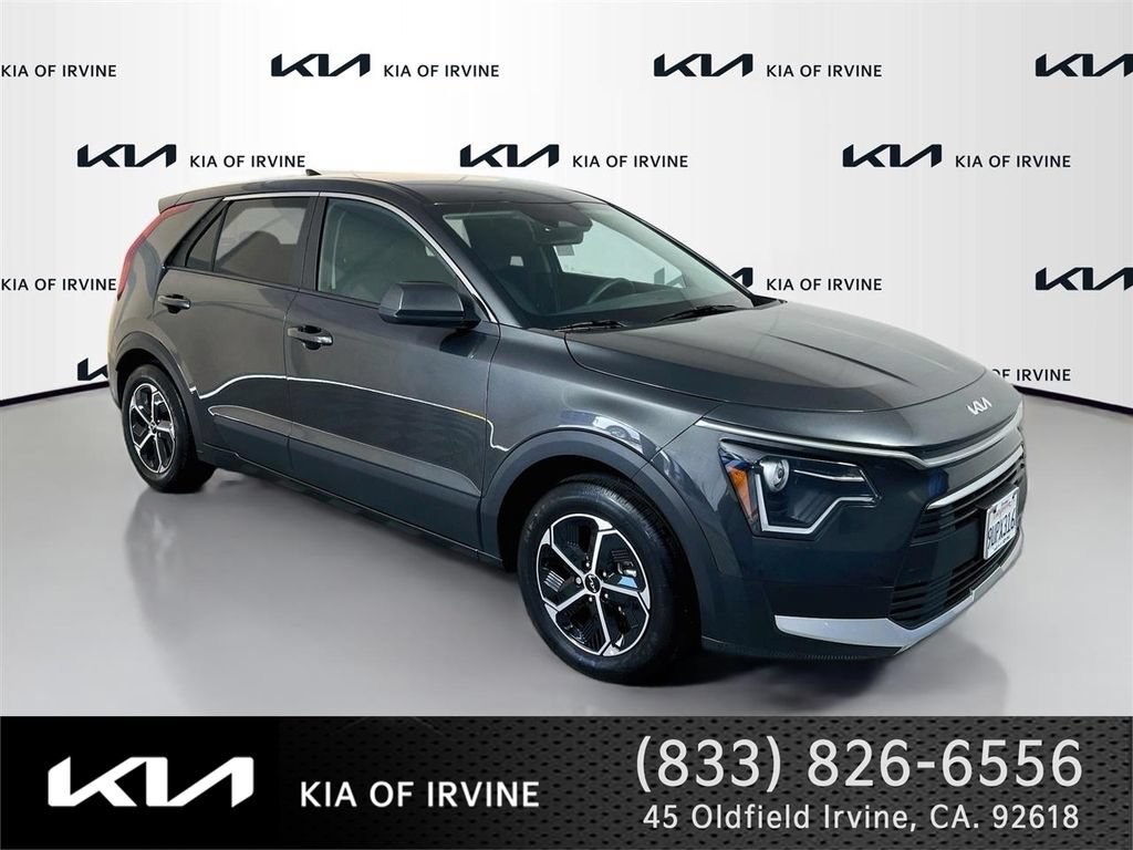 Certified 2025 Kia Niro LX
