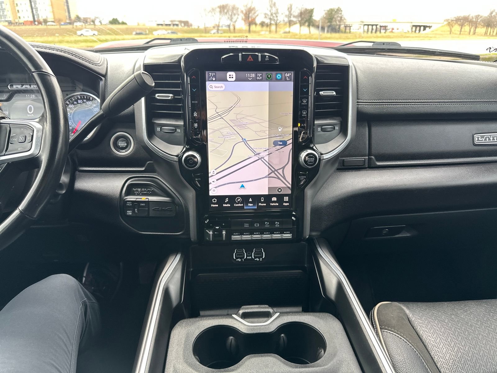 Used 2023 RAM 2500 Laramie w/ Night Edition image 18