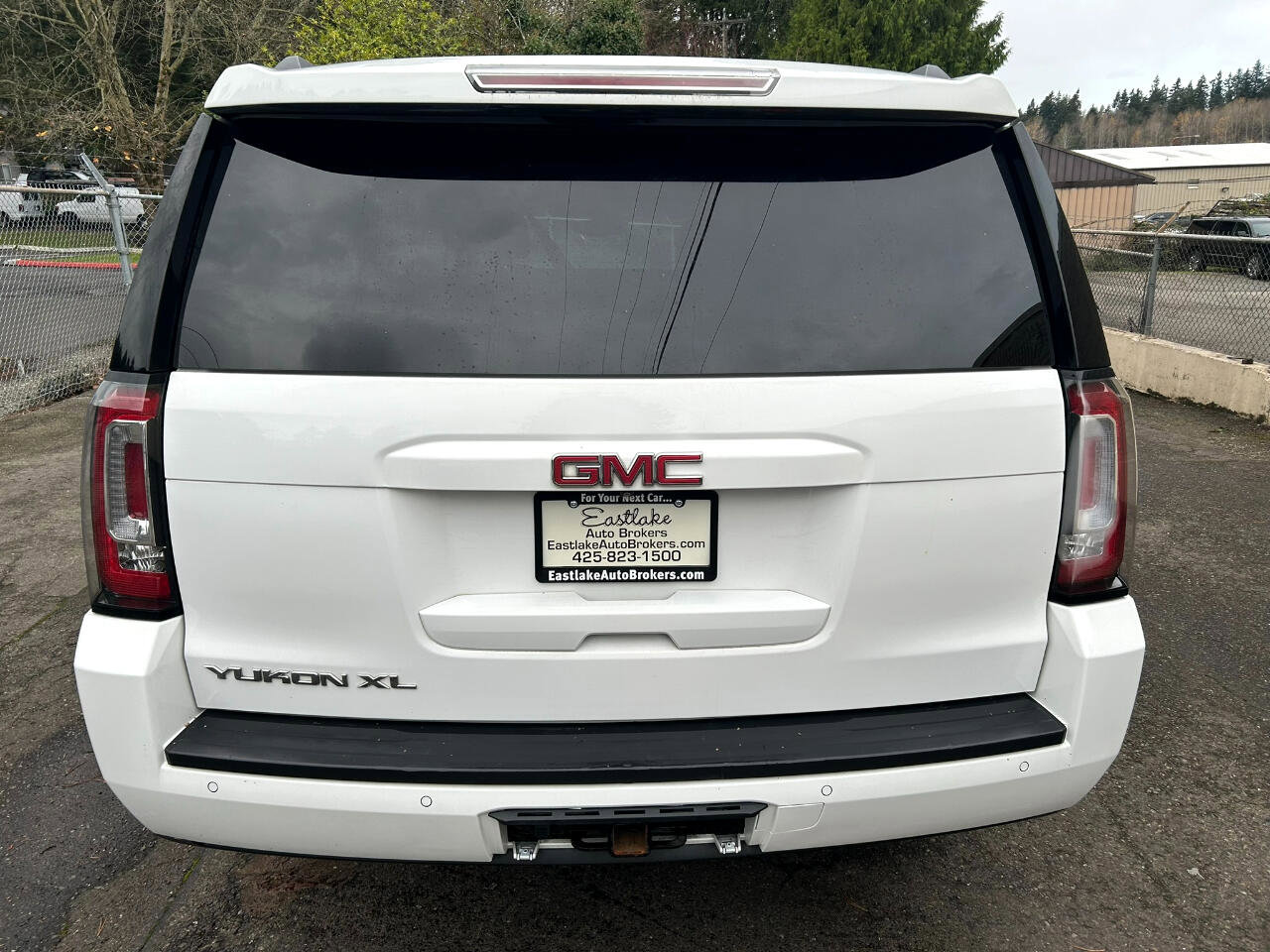 Used 2015 GMC Yukon XL SLT AWD/4WD image 6