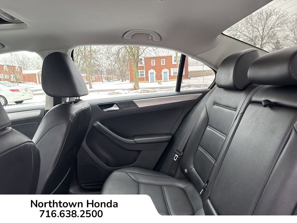 Used 2018 Volkswagen Jetta SE image 19