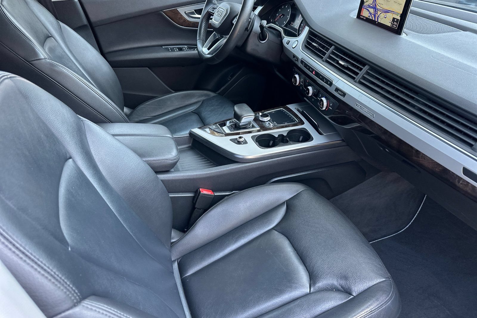 Used 2019 Audi Q7 2.0T Premium w/ Convenience Package AWD/4WD image 16