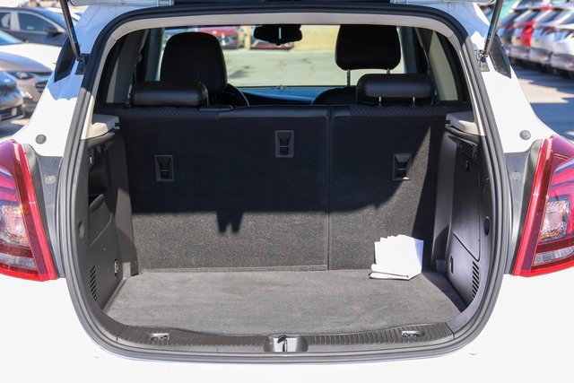 Used 2018 Buick Encore Preferred image 8