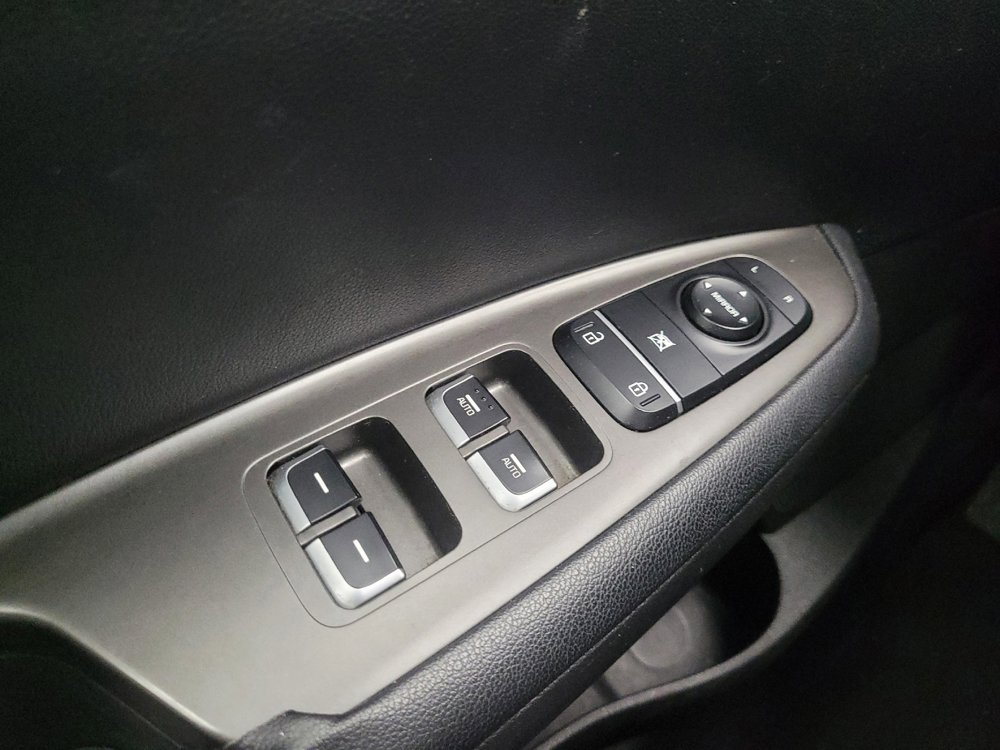 Used 2019 Kia Optima S FWD image 27
