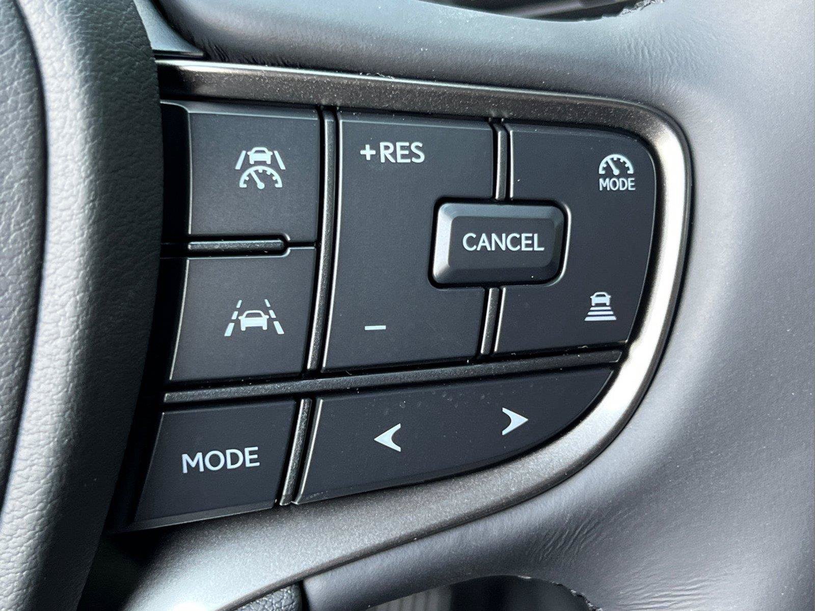 New 2026 Lexus UX 300h FWD image 17