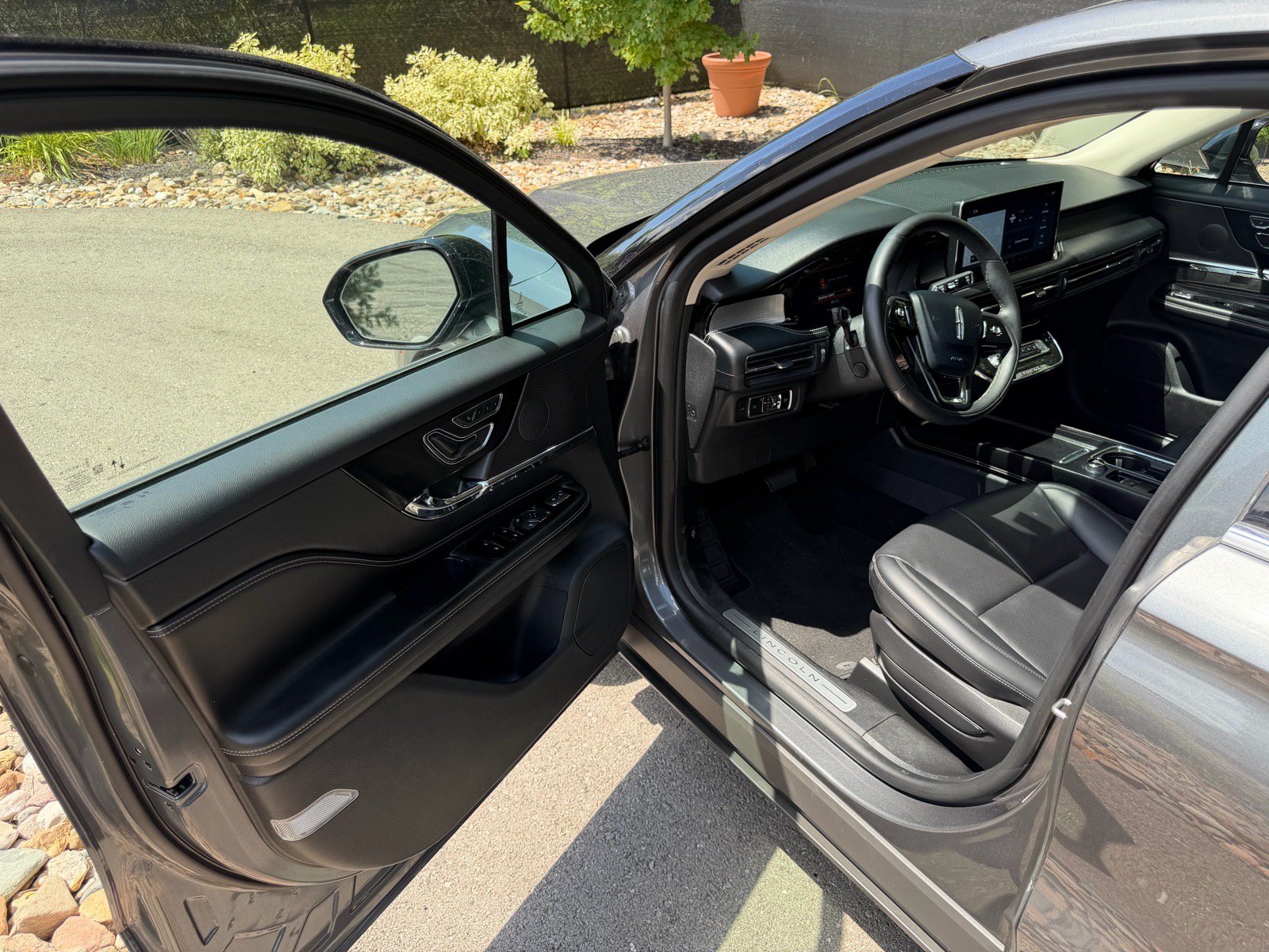 Certified 2023 Lincoln Corsair AWD w/ Equipment Group 101A image 21