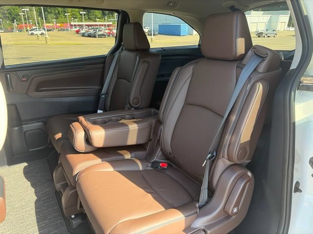 New 2027 Honda Odyssey Touring image 5