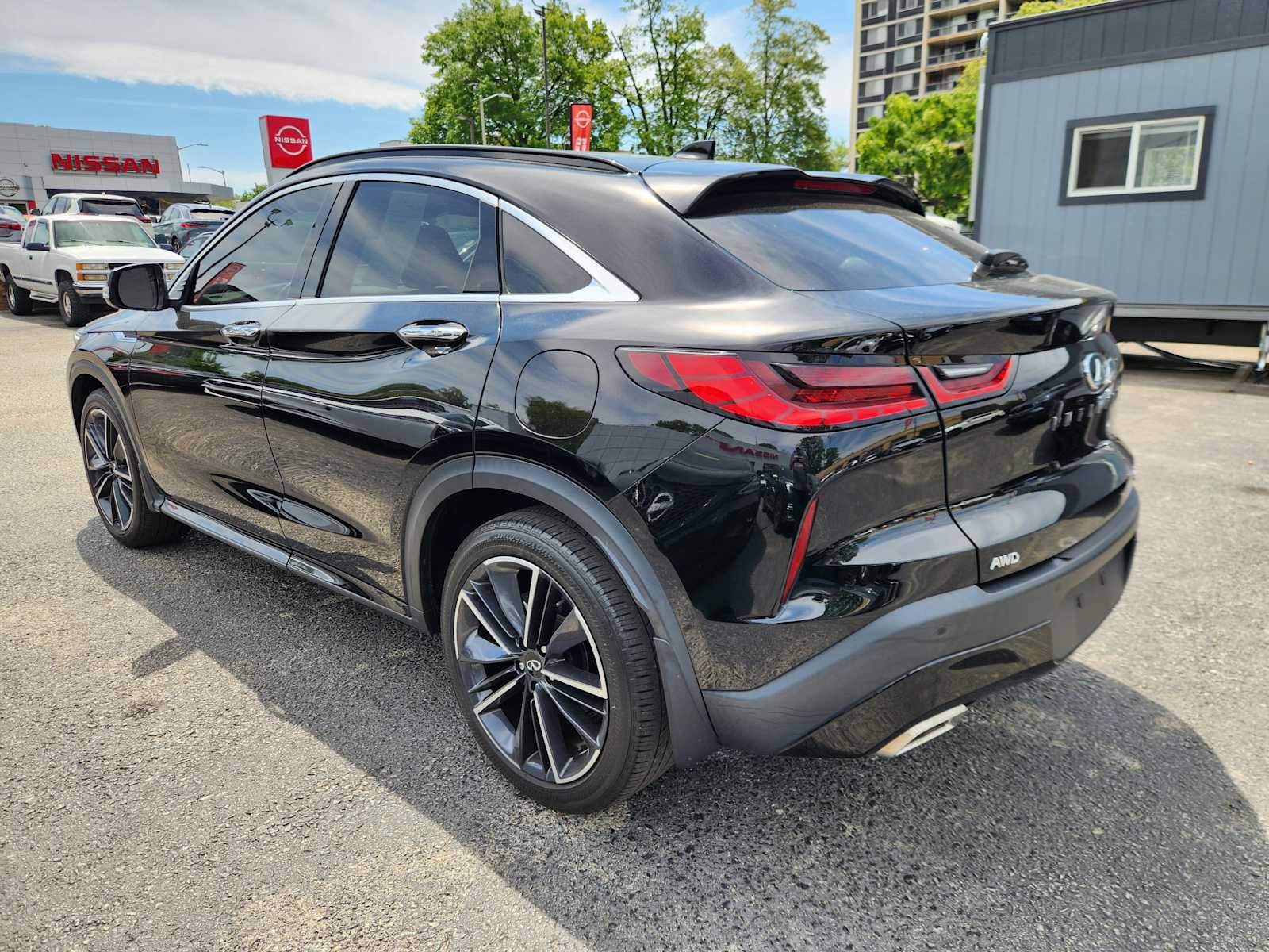 Certified 2023 INFINITI QX55 Luxe w/ Cargo Package AWD/4WD image 3