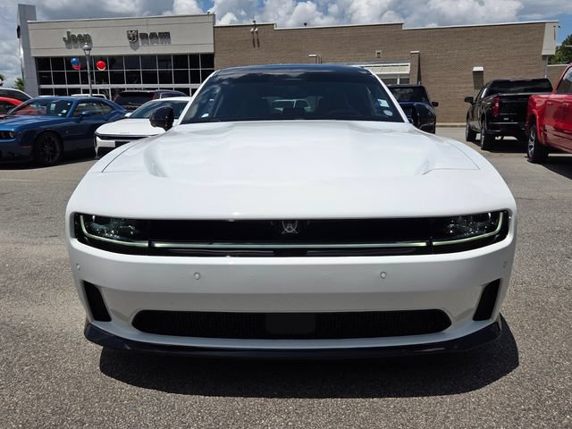 Used 2025 Dodge Charger Daytona Scat Pack w/ Track Pack AWD/4WD image 2