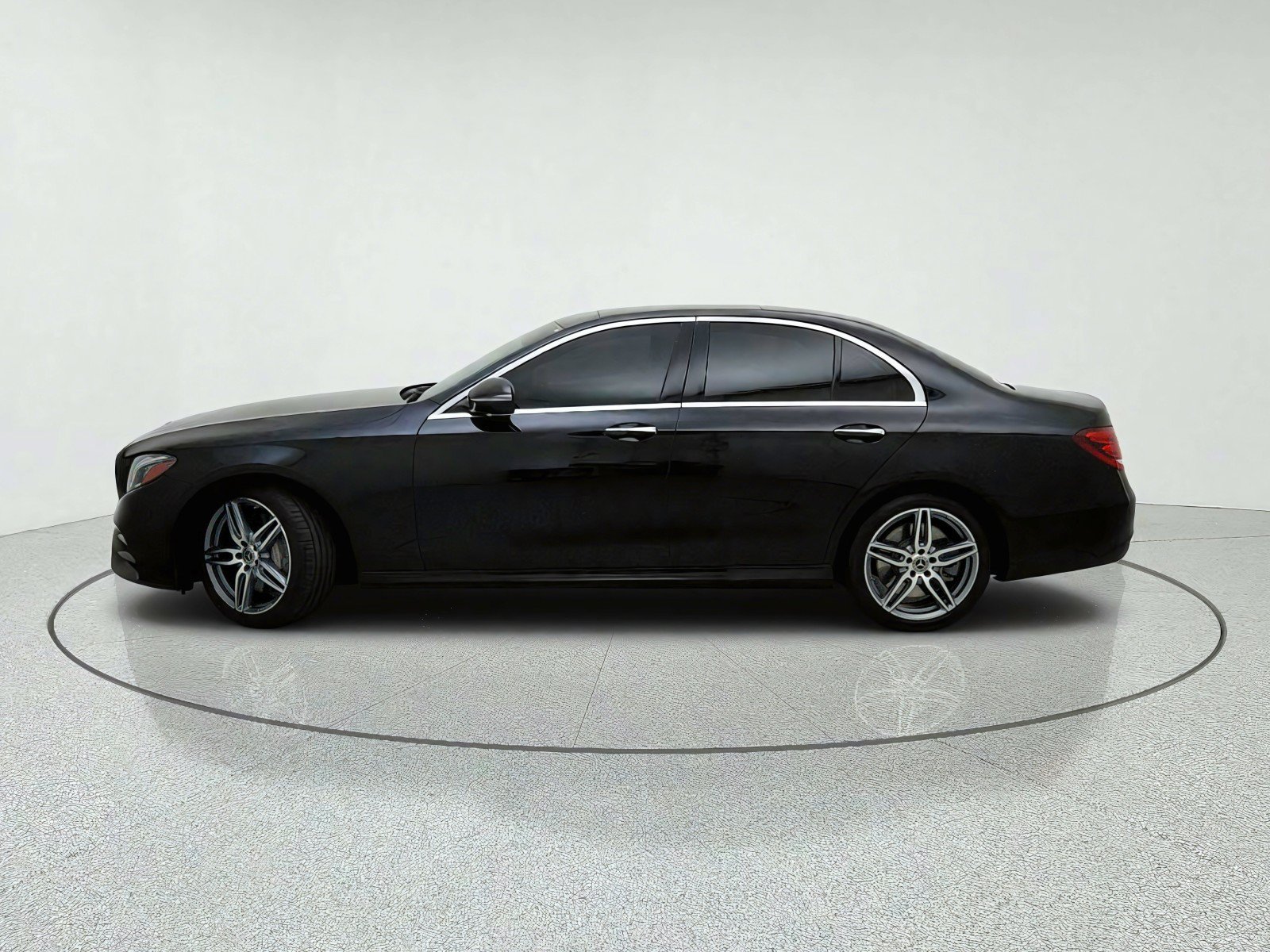 Used 2019 Mercedes-Benz E 450 4MATIC Sedan image 14