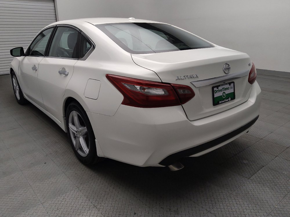 Used 2018 Nissan Altima 2.5 SV w/ 2.5 SV Technology Package FWD image 5
