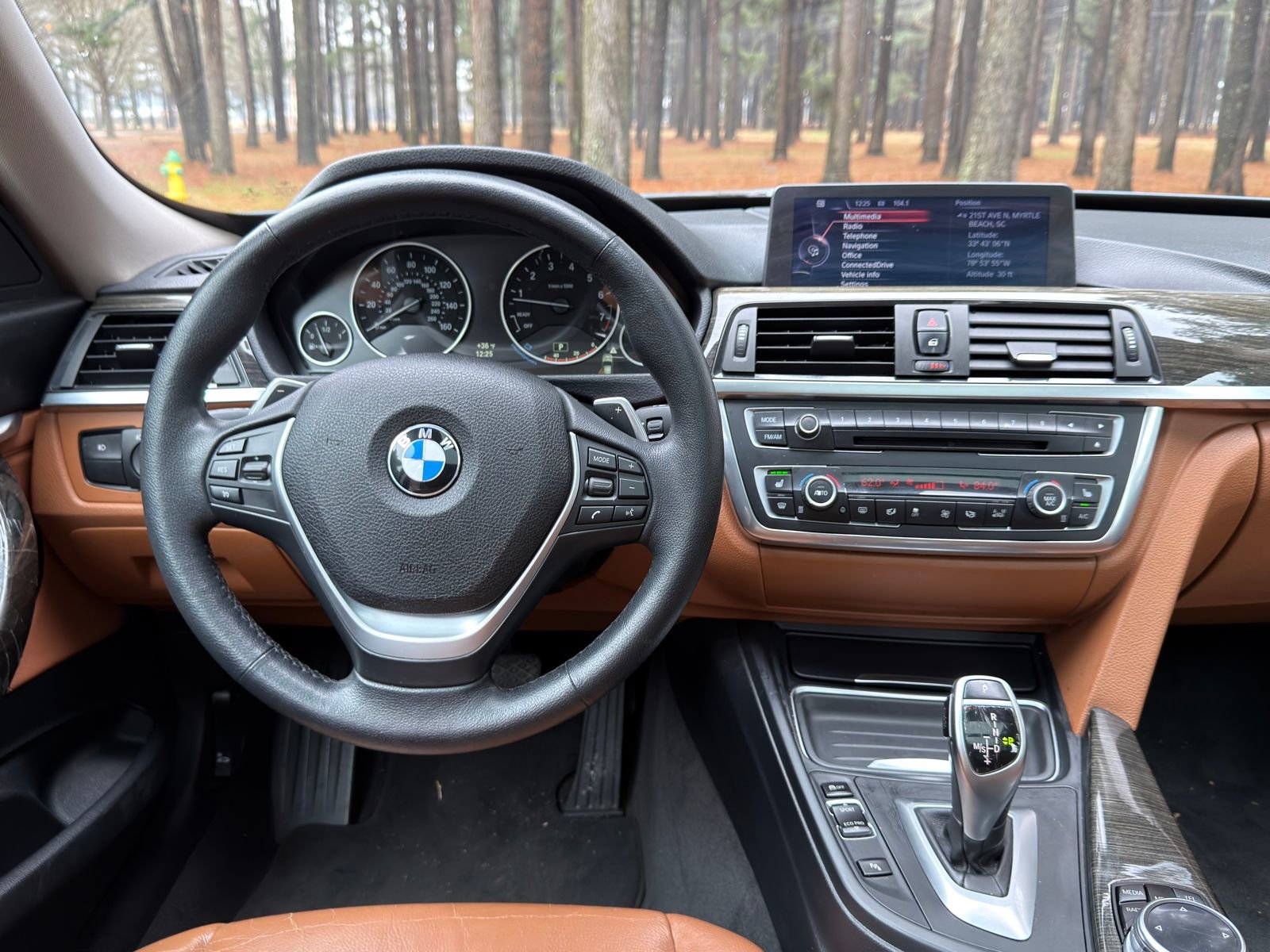 Used 2014 BMW 328i Gran Turismo xDrive image 3