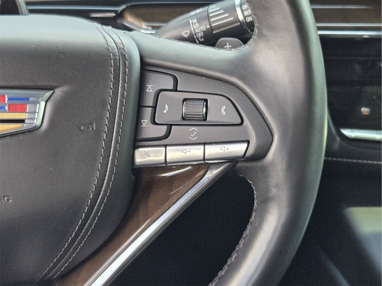 Used 2024 Cadillac Escalade Sport Platinum w/ LPO, Floor Liner Package AWD/4WD image 28